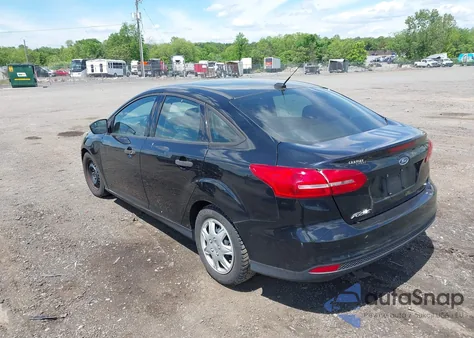 2016 Ford Focus S from USA, damaged, VIN 1FADP3E22GL215418